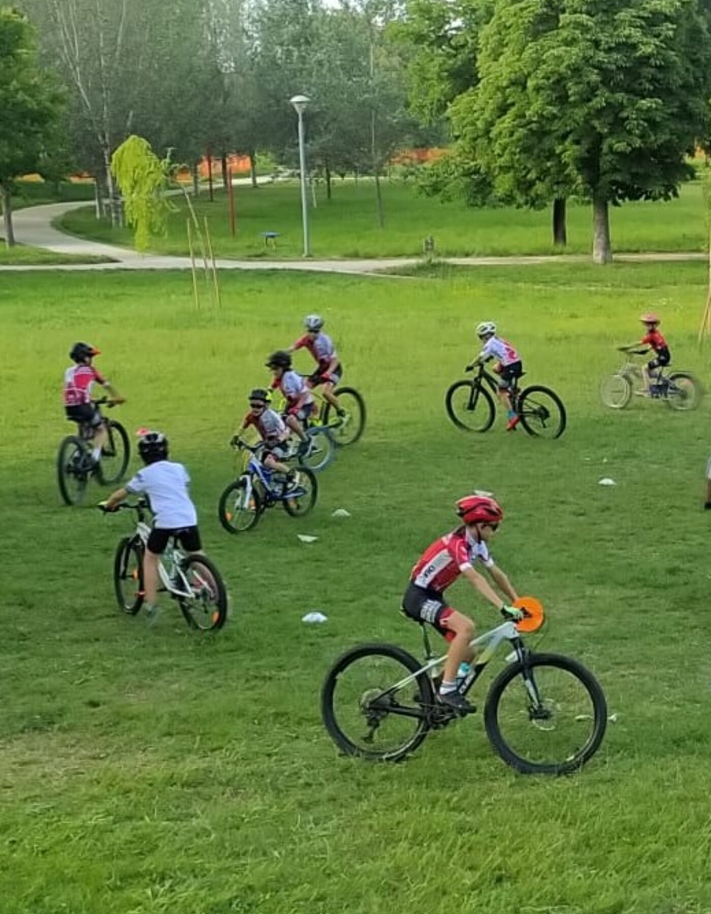 Tecnica di guida per giovani ciclisti